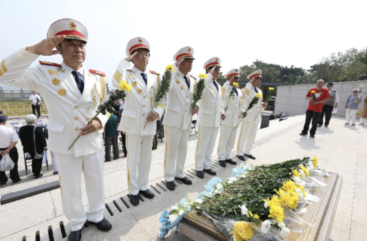 截屏2022-09-30 22.57.19.png
